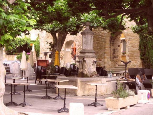 ホテルSoleil Et Ombre Villedieu  エクステリア 写真